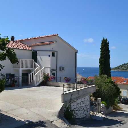 Holiday Apartments Lucic - Feels Like Home, Away From Home Ražanj Eksteriør bilde
