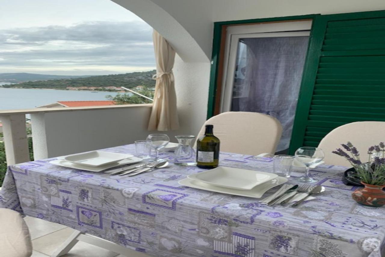 Holiday Apartments Lucic - Feels Like Home, Away From Home Ražanj Eksteriør bilde