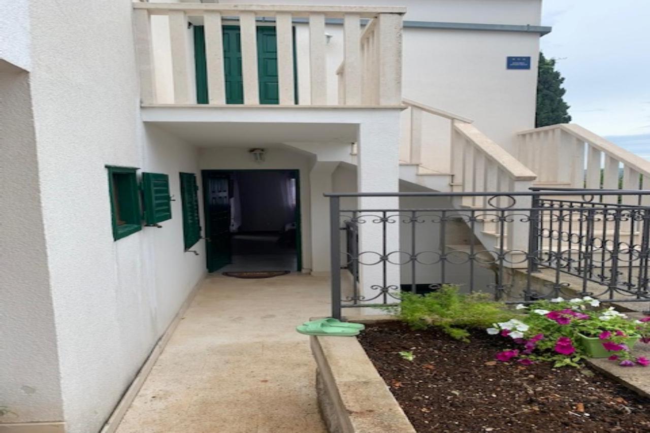 Holiday Apartments Lucic - Feels Like Home, Away From Home Ražanj Eksteriør bilde