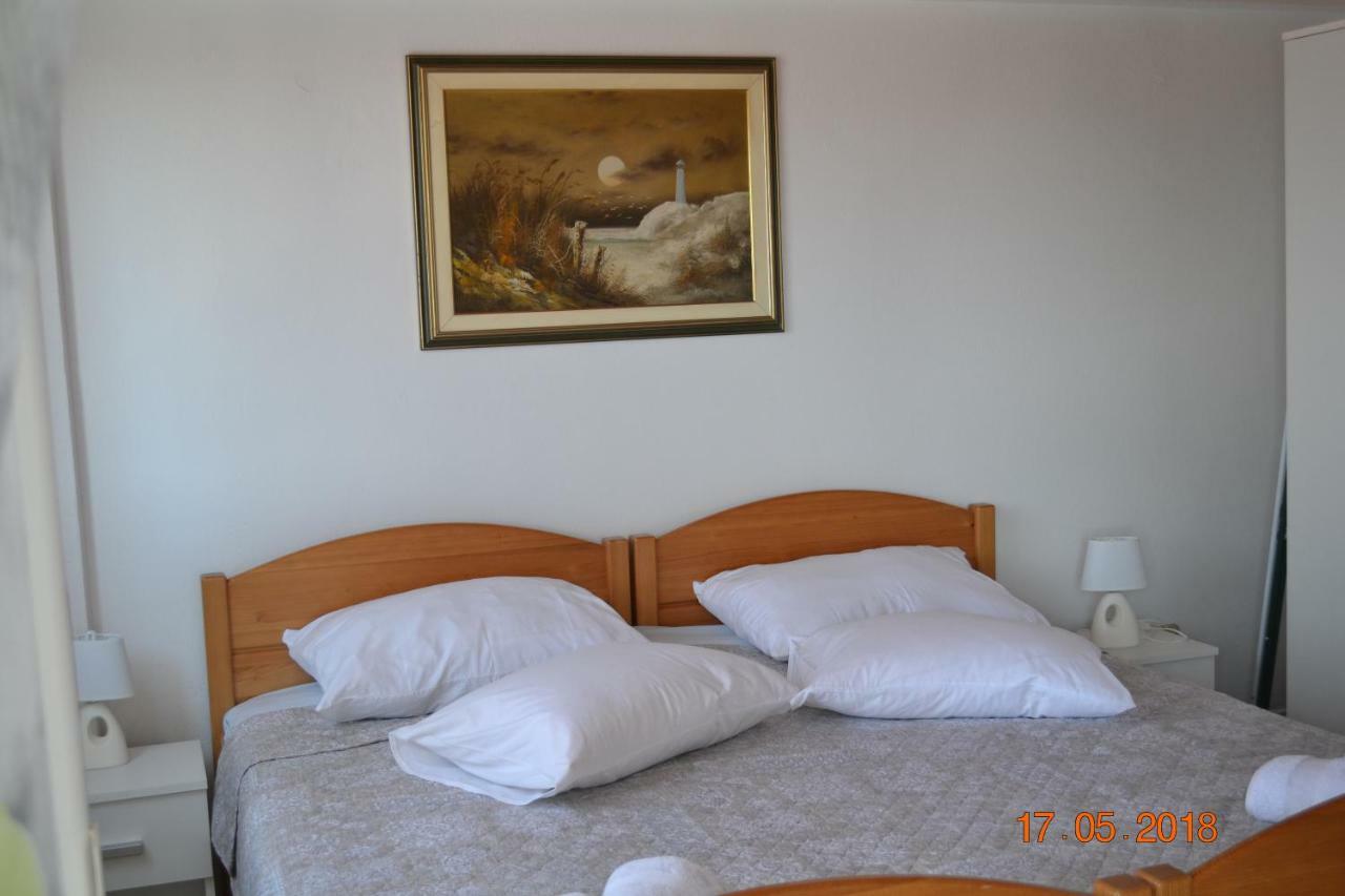 Holiday Apartments Lucic - Feels Like Home, Away From Home Ražanj Eksteriør bilde