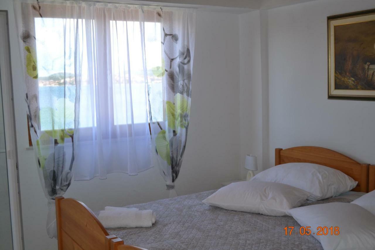Holiday Apartments Lucic - Feels Like Home, Away From Home Ražanj Eksteriør bilde