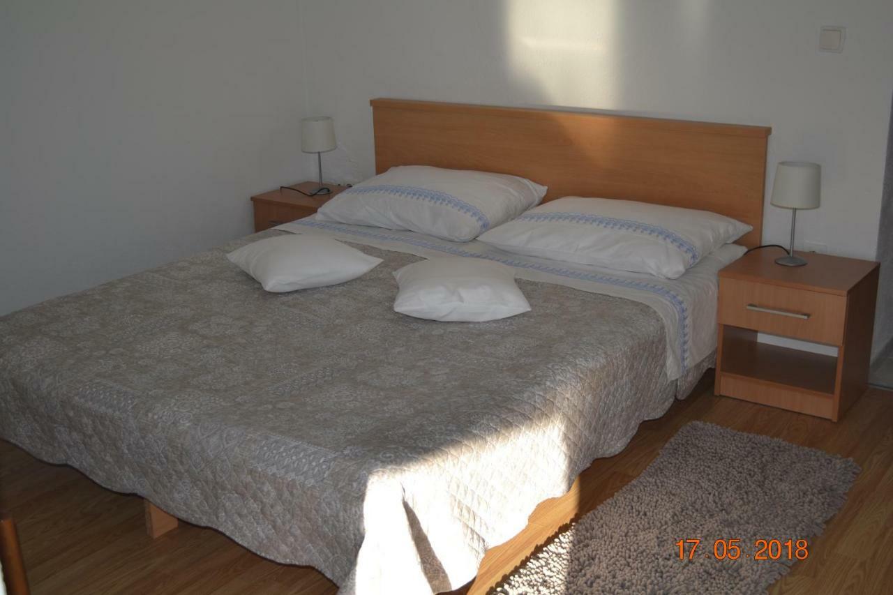 Holiday Apartments Lucic - Feels Like Home, Away From Home Ražanj Eksteriør bilde
