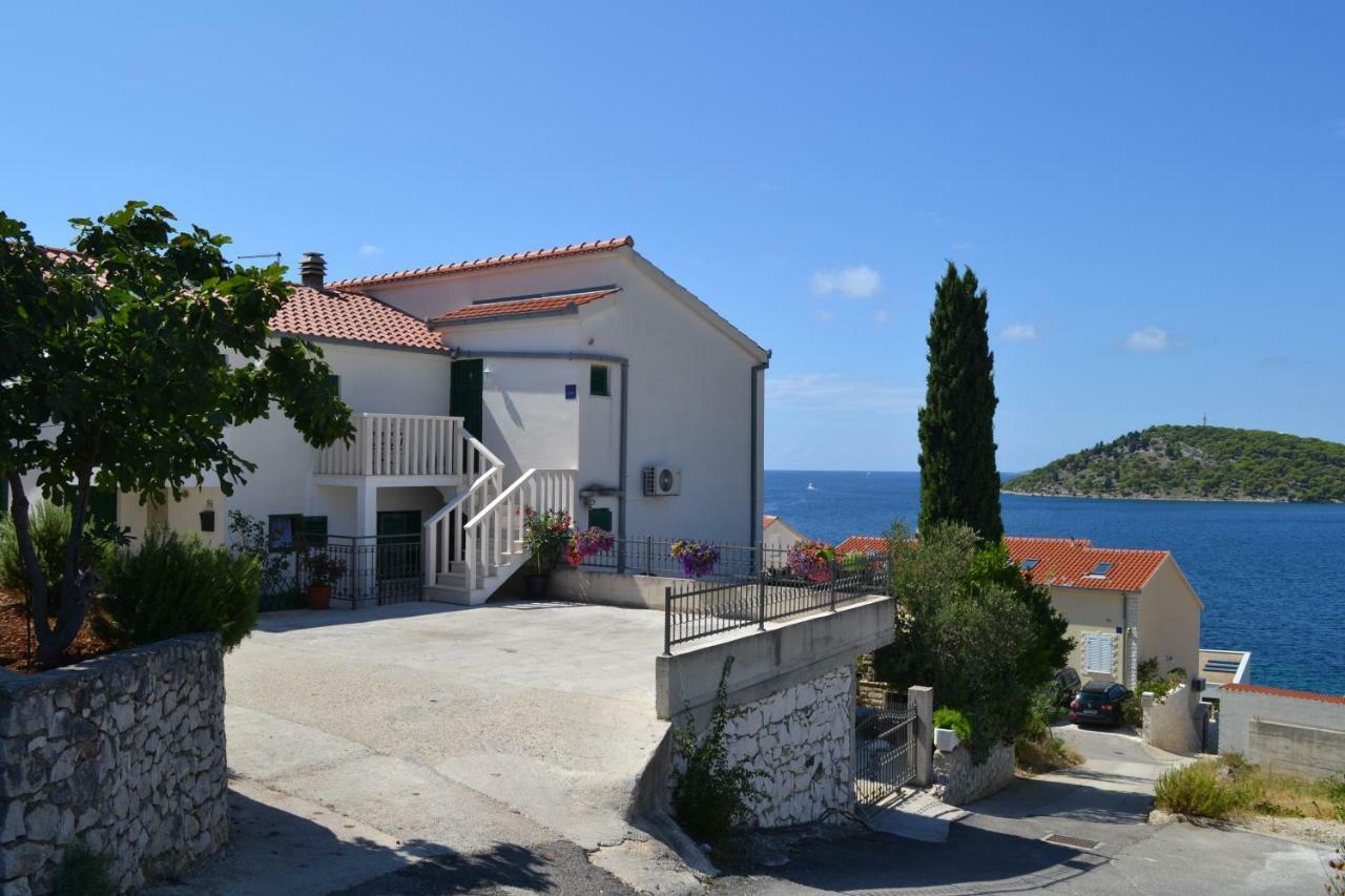Holiday Apartments Lucic - Feels Like Home, Away From Home Ražanj Eksteriør bilde